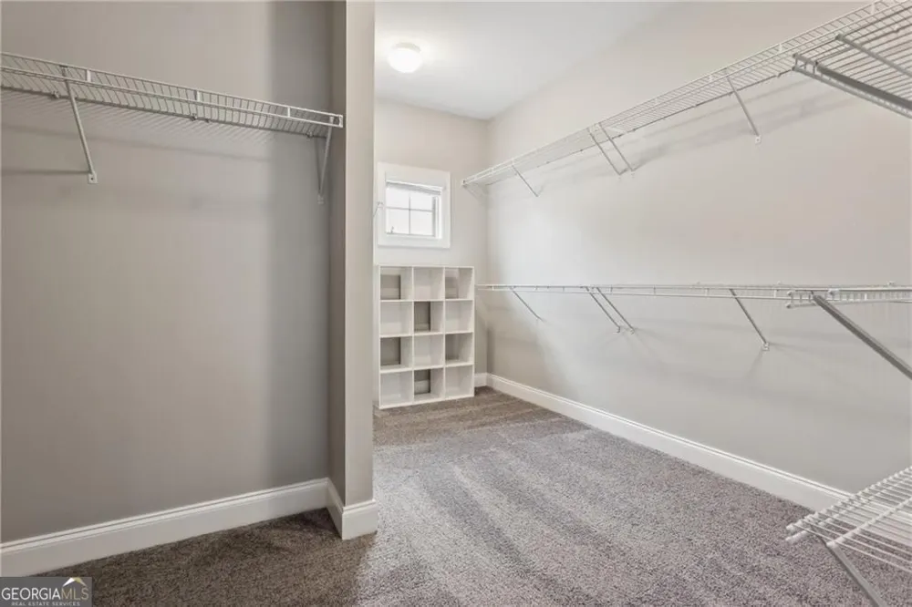 2040 Secretariat Gait WAY Suwanee, GA 30024