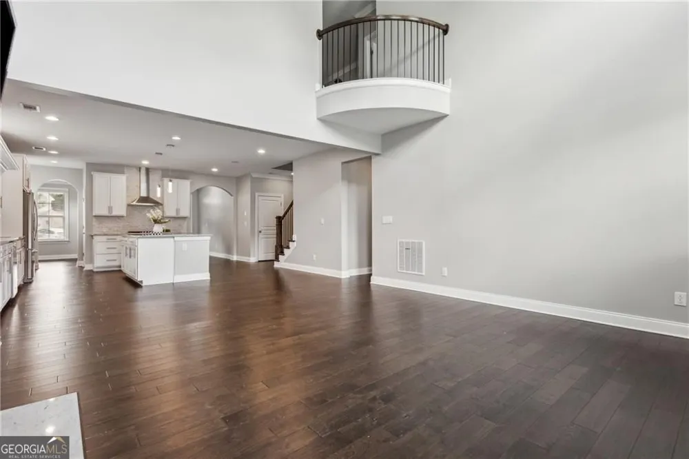 2040 Secretariat Gait WAY Suwanee, GA 30024