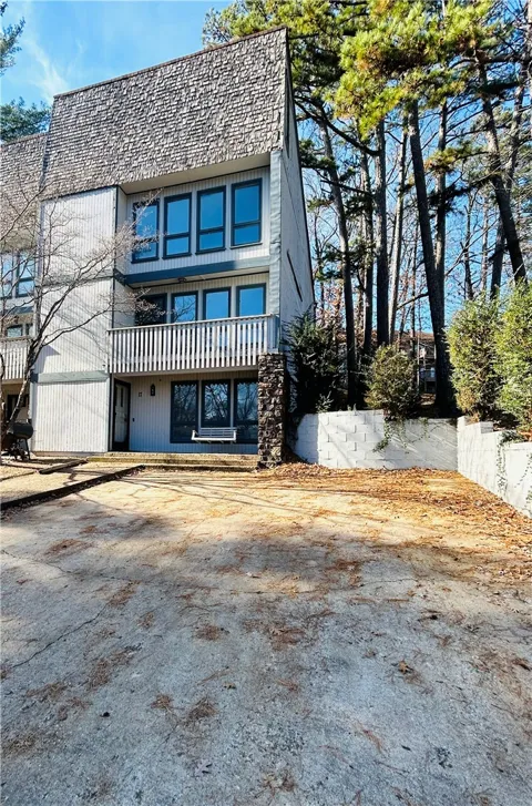 17 Dogwood Drive