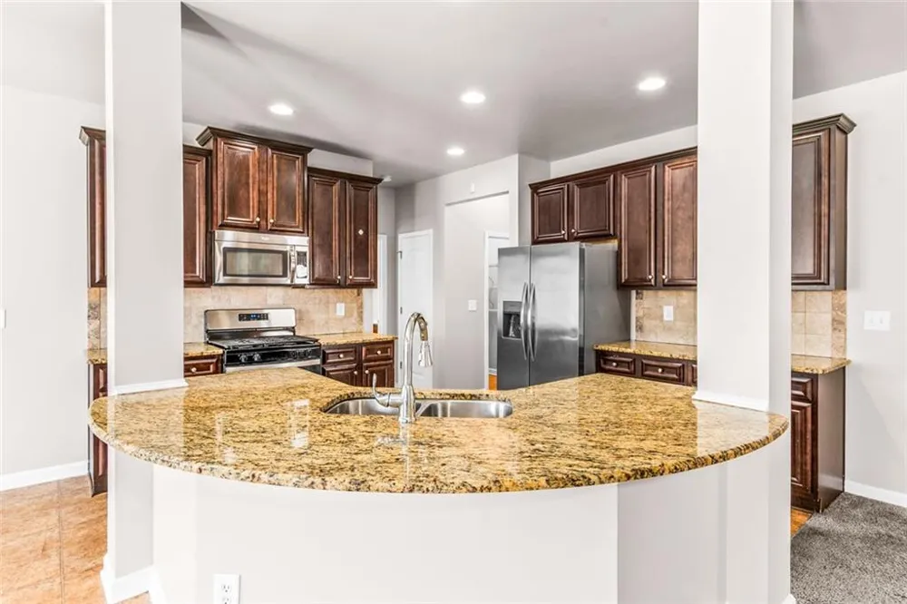 419 Live Oak Pass Loganville, GA 30052