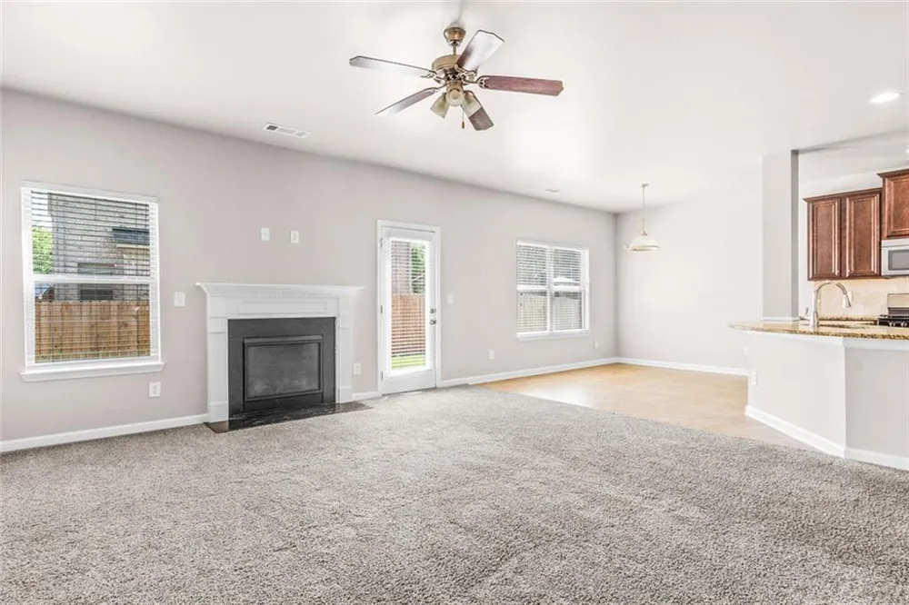419 Live Oak Pass Loganville, GA 30052