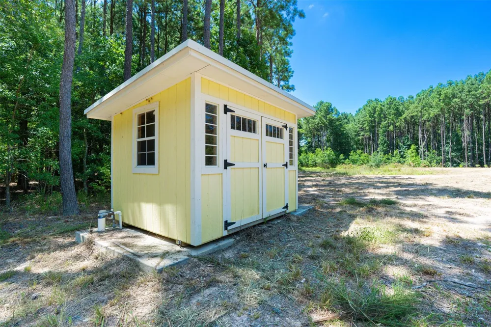801 Pelican Road Shepherd, TX 77371
