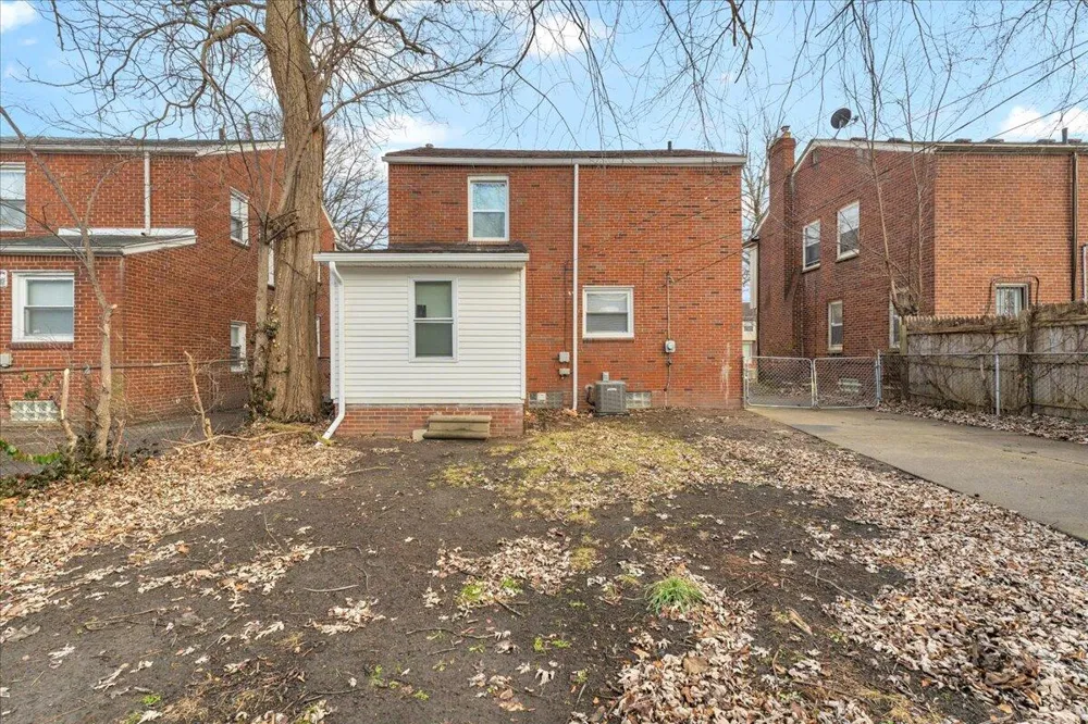 17217 Plainview Avenue Detroit, MI 48219