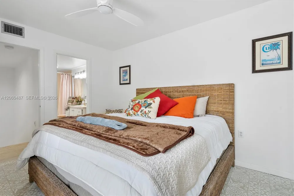 839 Blue Ridge Cir #839 West Palm Beach, FL 33409