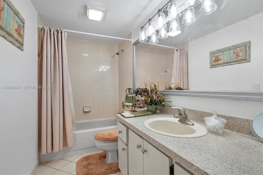 839 Blue Ridge Cir #839 West Palm Beach, FL 33409