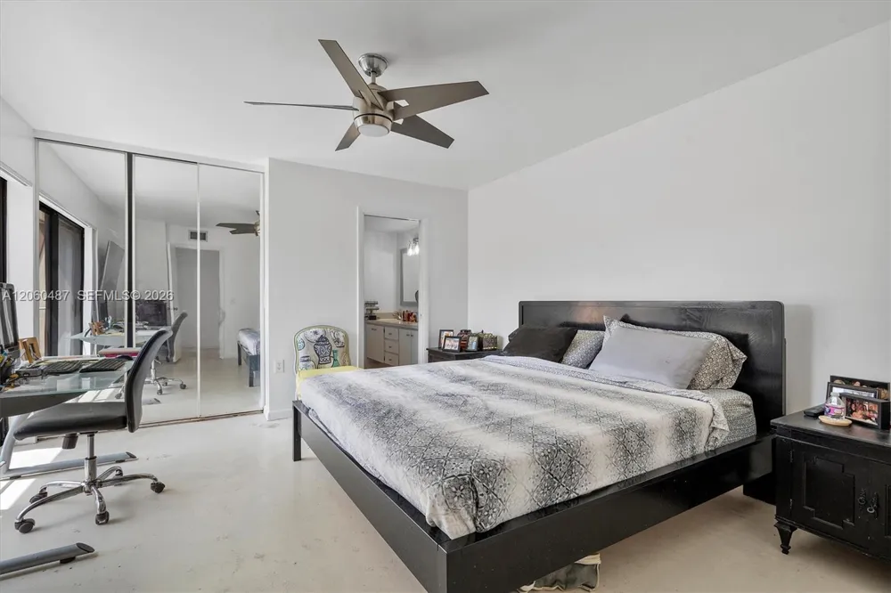 839 Blue Ridge Cir #839 West Palm Beach, FL 33409