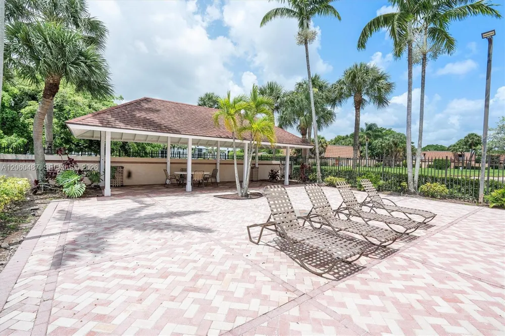 839 Blue Ridge Cir #839 West Palm Beach, FL 33409