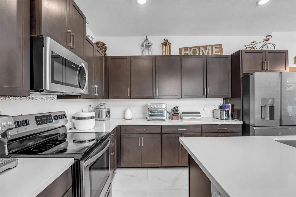 19815 SW 132nd Ct Miami, FL 33177
