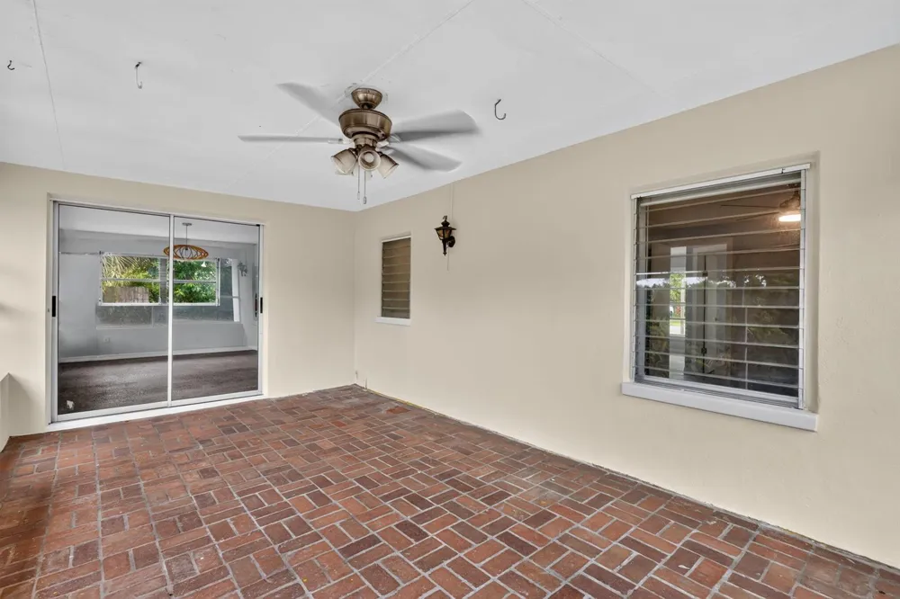820 SE 13th Street Stuart, FL 34994