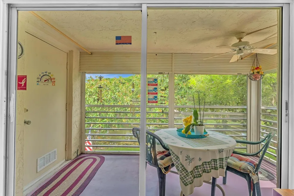 405 Laurel Drive #206 Margate, FL 33063