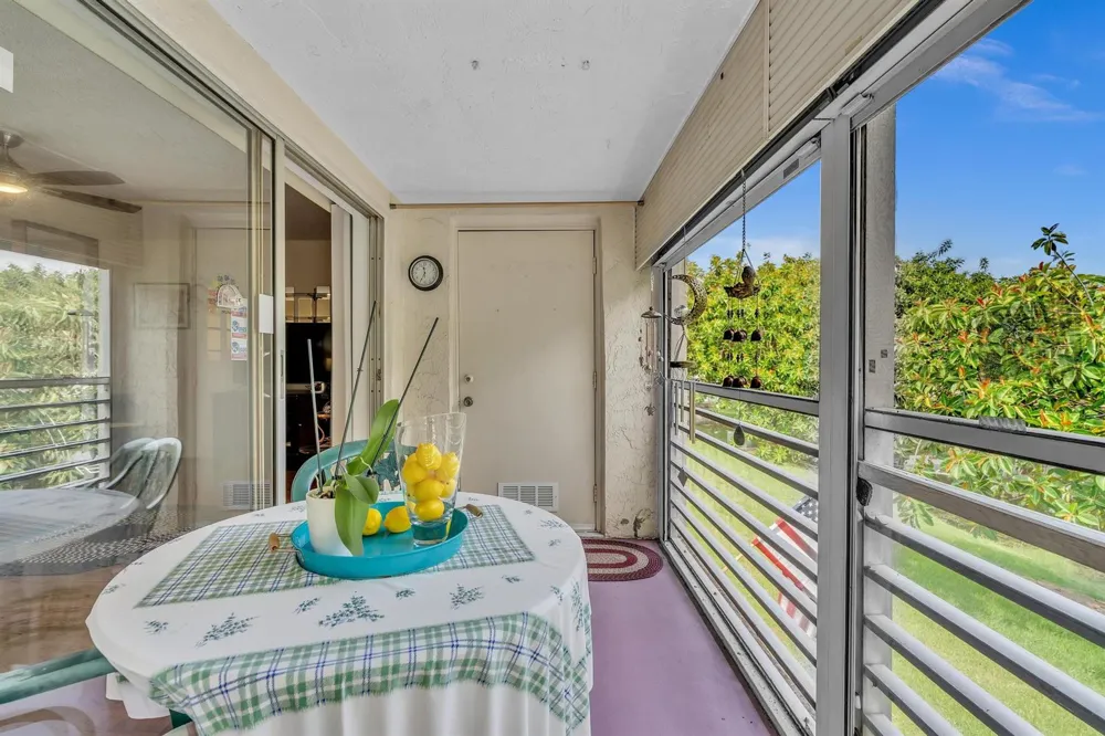 405 Laurel Drive #206 Margate, FL 33063
