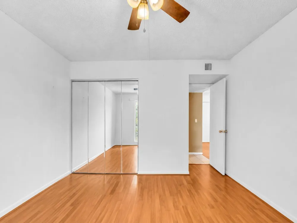 405 Laurel Drive #206 Margate, FL 33063