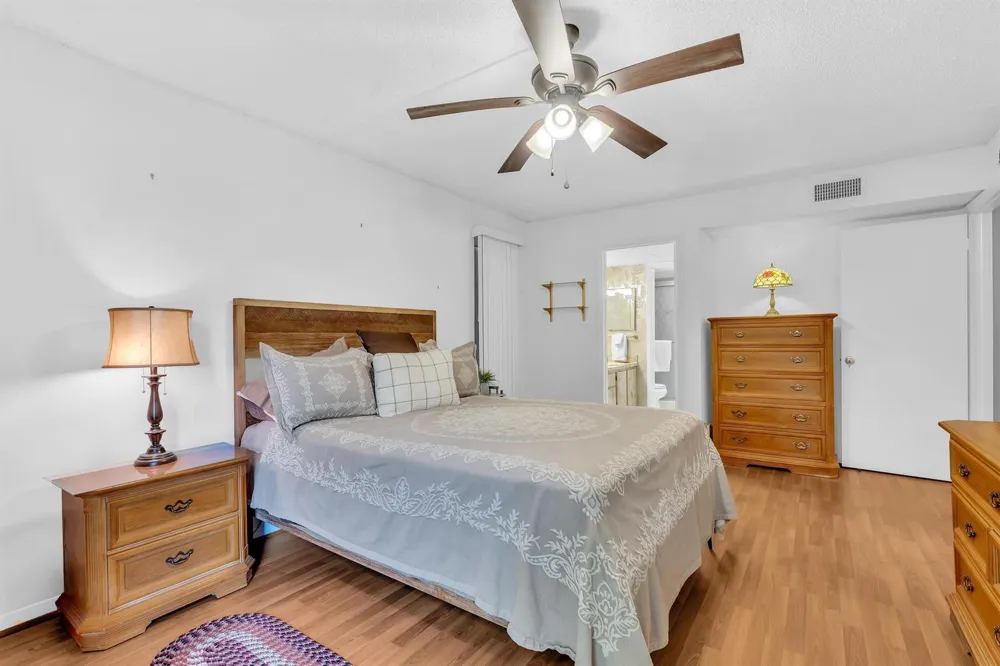 405 Laurel Drive #206 Margate, FL 33063