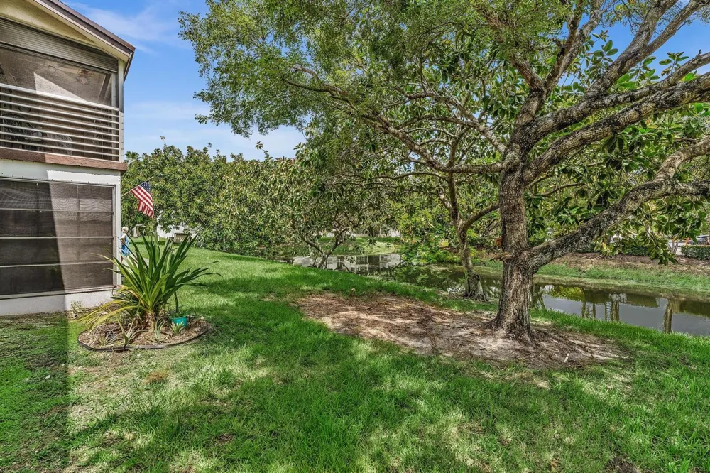 405 Laurel Drive #206 Margate, FL 33063