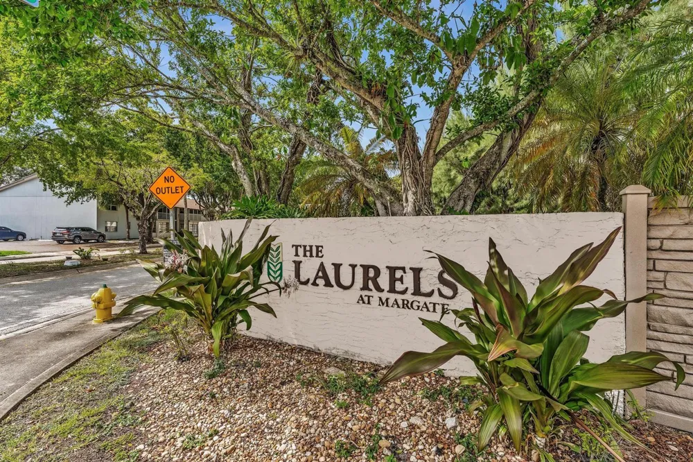 405 Laurel Drive #206 Margate, FL 33063