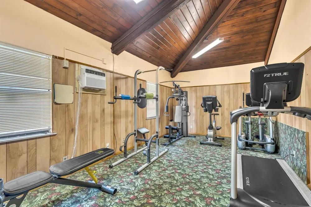 405 Laurel Drive #206 Margate, FL 33063