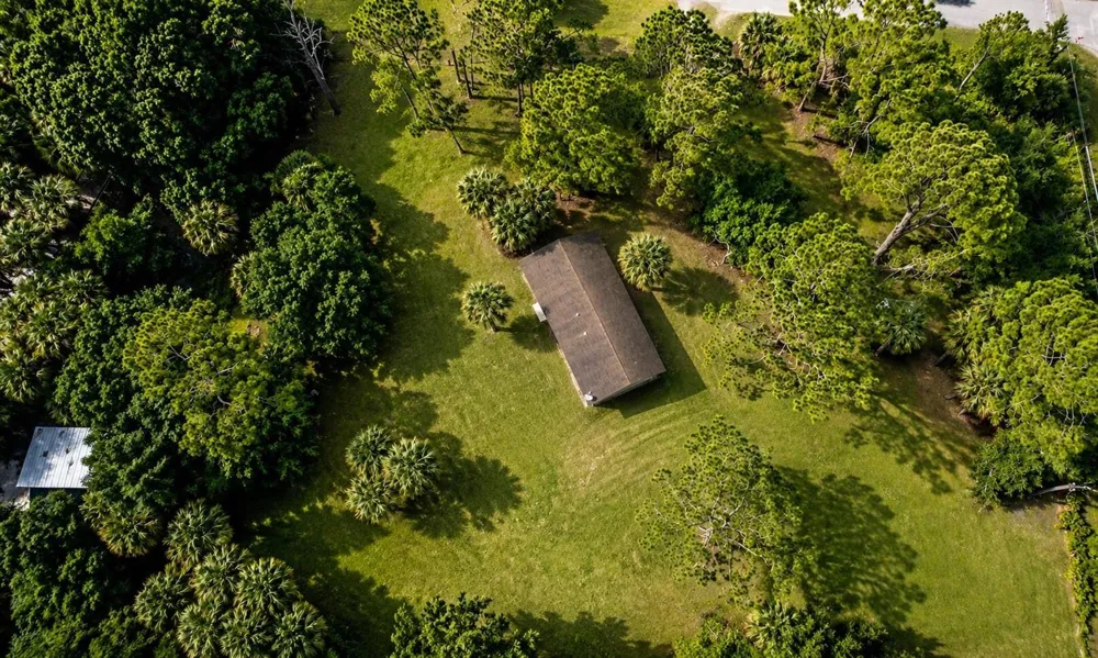 2054 NW 128TH AVENUE Okeechobee, FL 34972