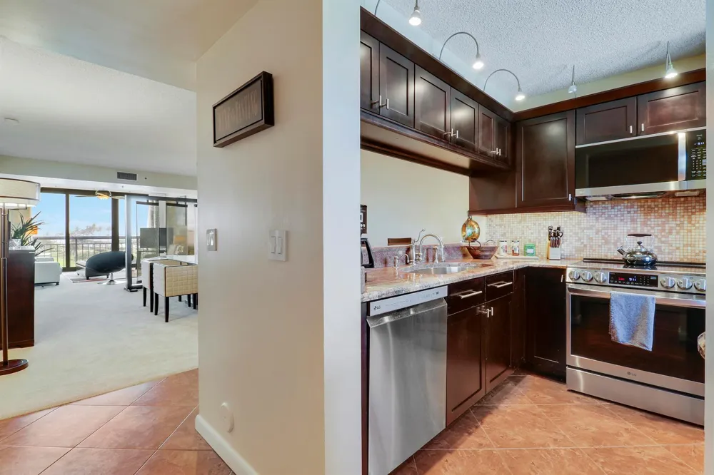 601 S SEAS DRIVE #503 Jupiter, FL 33477