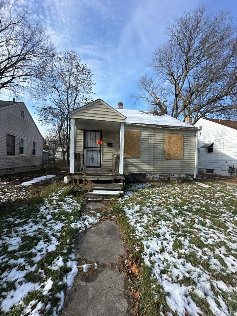 18443 Braile Street Detroit City, MI 48219