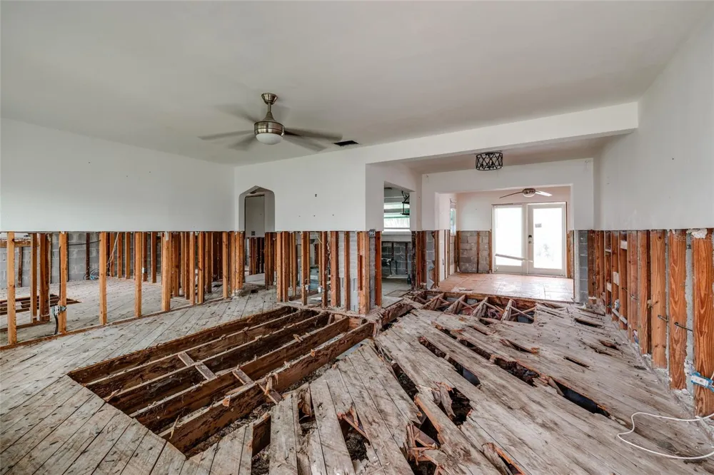 136 175TH TERRACE DRIVE E Redington Shores, FL 33708
