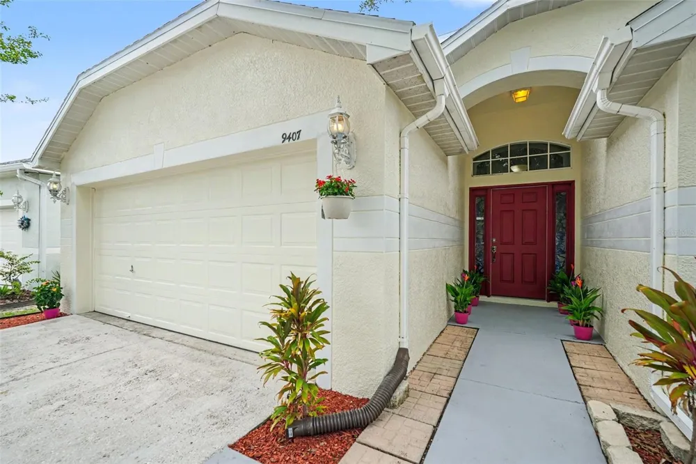 9407 CYPRESS HARBOR DRIVE Gibsonton, FL 33534