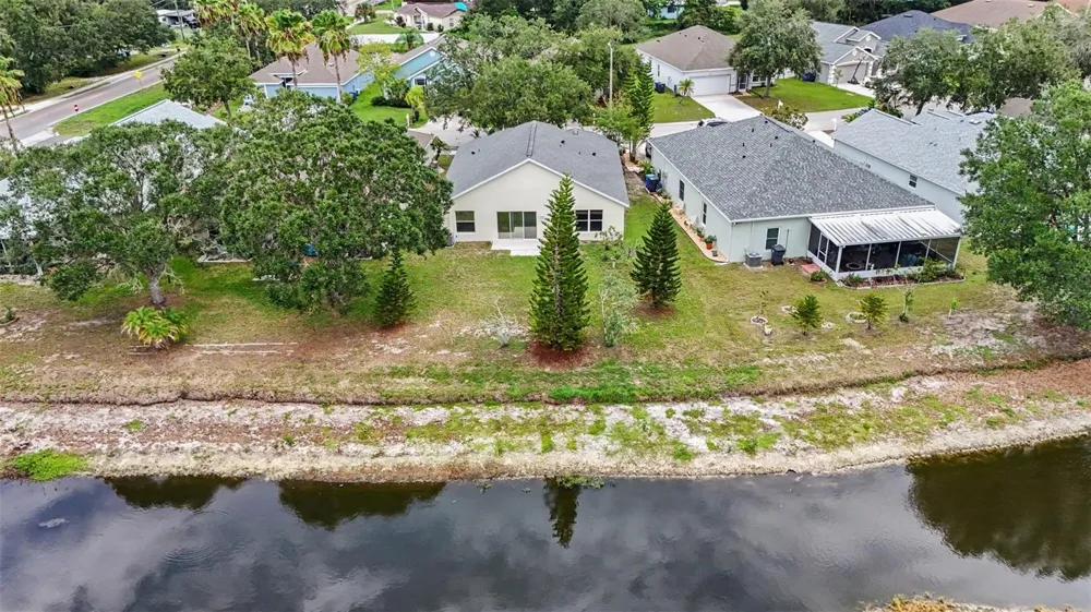 9407 CYPRESS HARBOR DRIVE Gibsonton, FL 33534