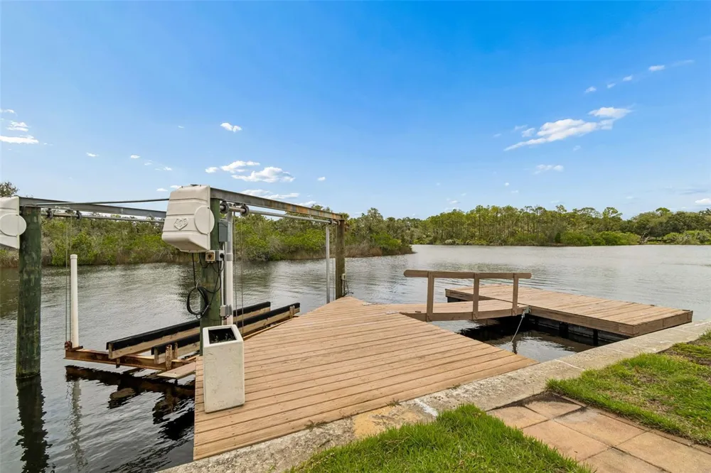 1166 CHANCELLOR DRIVE Holiday, FL 34690