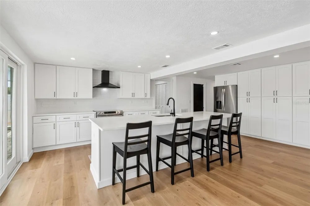 1166 CHANCELLOR DRIVE Holiday, FL 34690