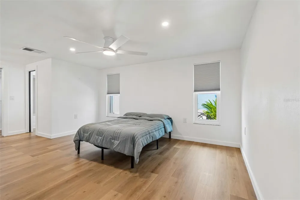 1166 CHANCELLOR DRIVE Holiday, FL 34690