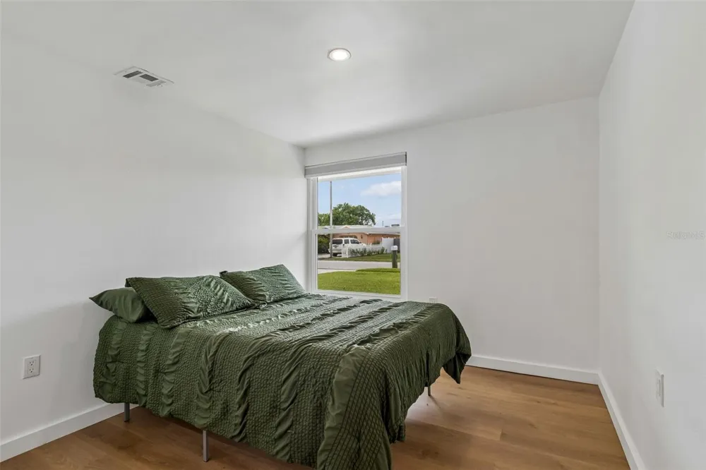 1166 CHANCELLOR DRIVE Holiday, FL 34690