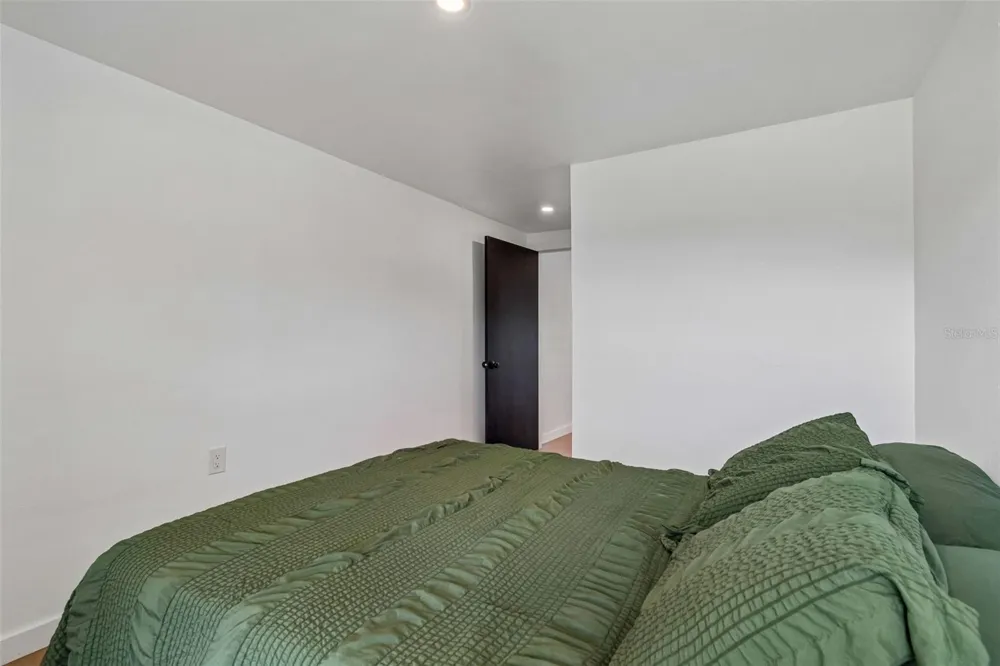 1166 CHANCELLOR DRIVE Holiday, FL 34690