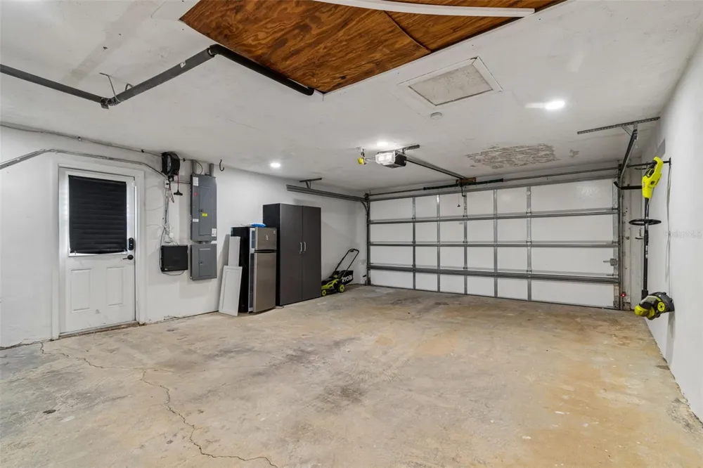 1166 CHANCELLOR DRIVE Holiday, FL 34690