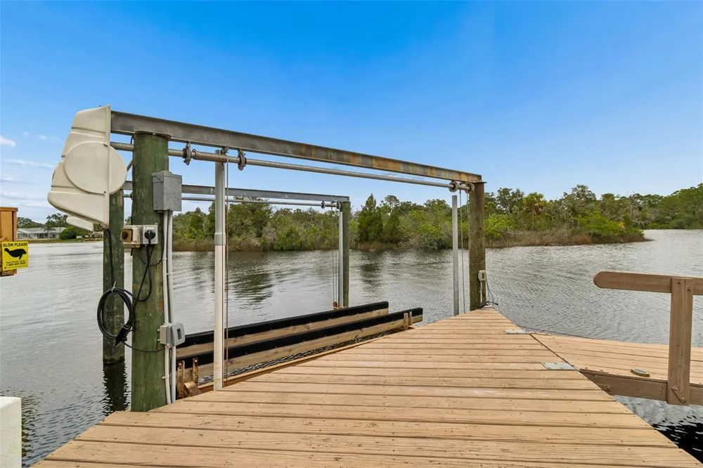 1166 CHANCELLOR DRIVE Holiday, FL 34690