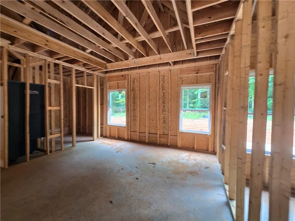 178 Preserve Trail Lavonia, GA 30553