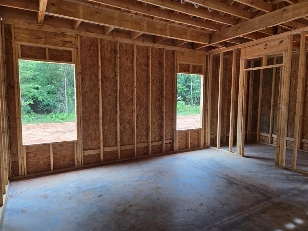 178 Preserve Trail Lavonia, GA 30553