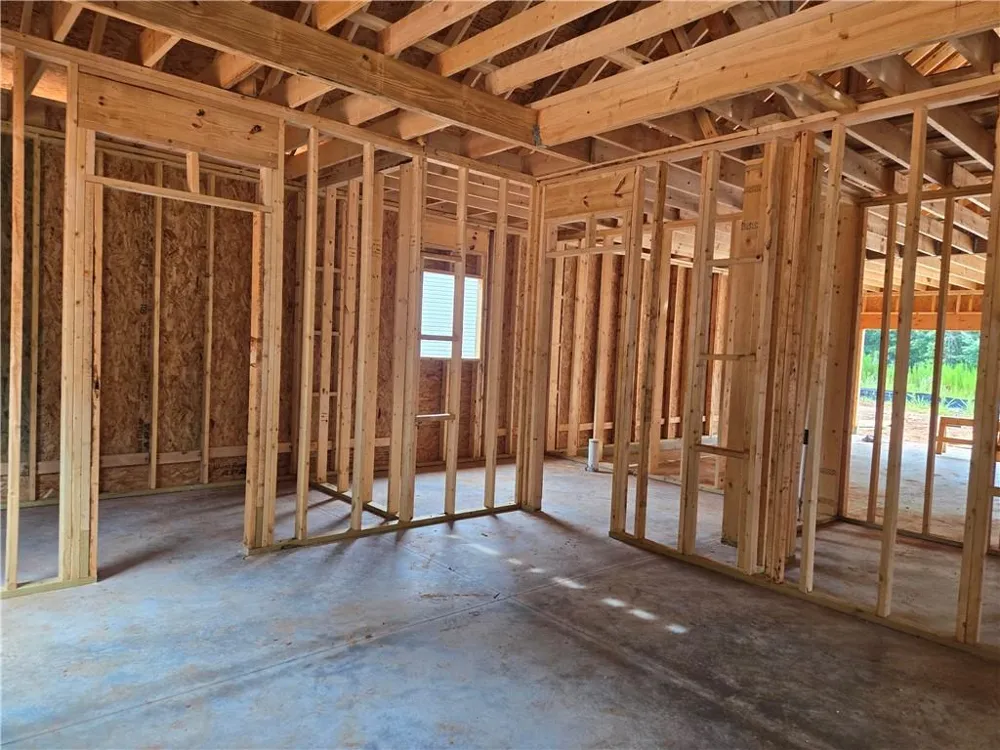 178 Preserve Trail Lavonia, GA 30553
