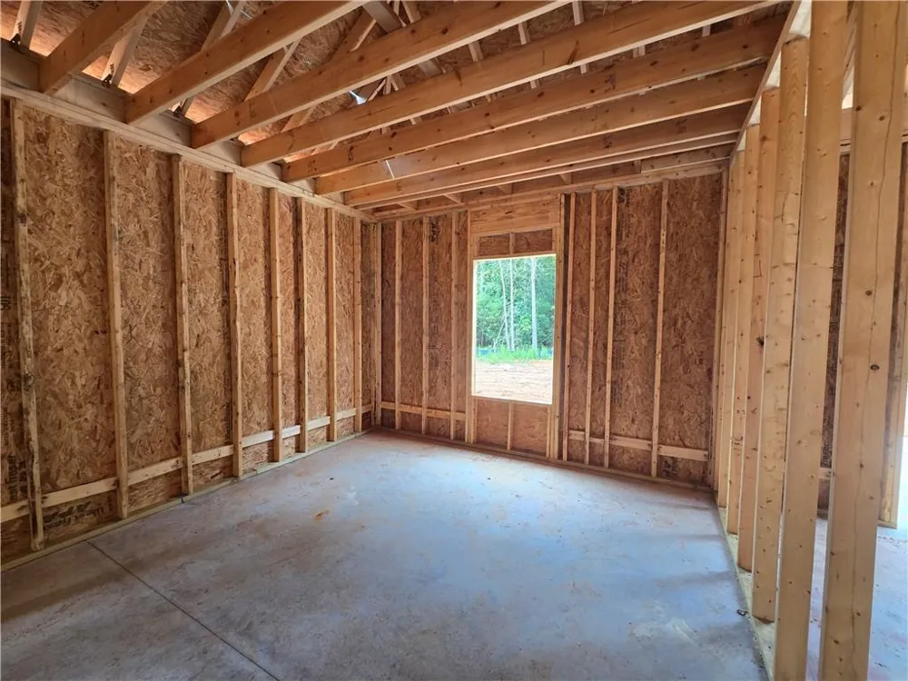 178 Preserve Trail Lavonia, GA 30553