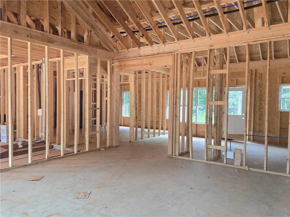 178 Preserve Trail Lavonia, GA 30553