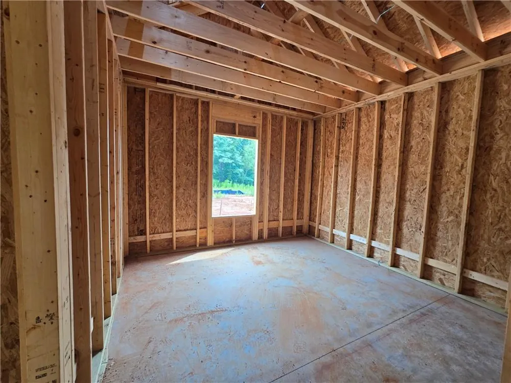 178 Preserve Trail Lavonia, GA 30553