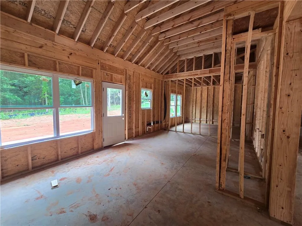 178 Preserve Trail Lavonia, GA 30553