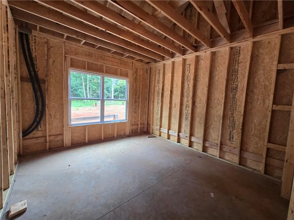 178 Preserve Trail Lavonia, GA 30553