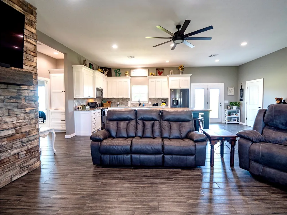 4663 Angler Circle Kingston, OK 73439