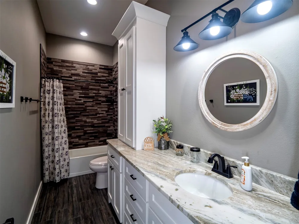 4663 Angler Circle Kingston, OK 73439