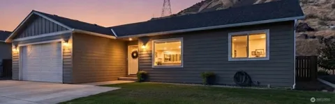 145 George Loop