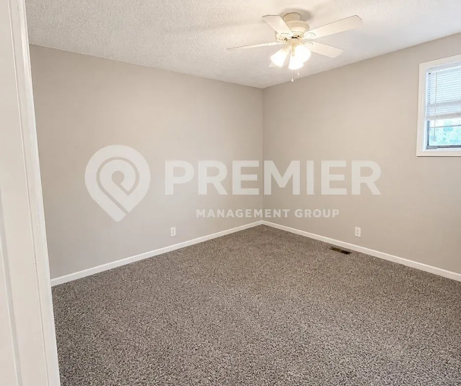 1611 Hartsville Pike Gallatin, TN 37066