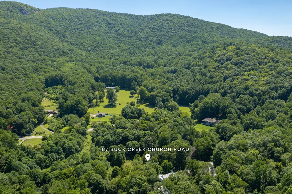 87 Buck Creek Church Road Highlands, NC 28741