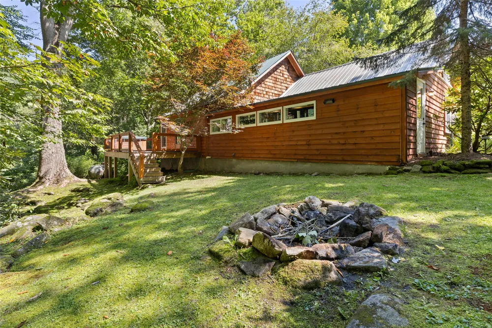 87 Buck Creek Church Road Highlands, NC 28741