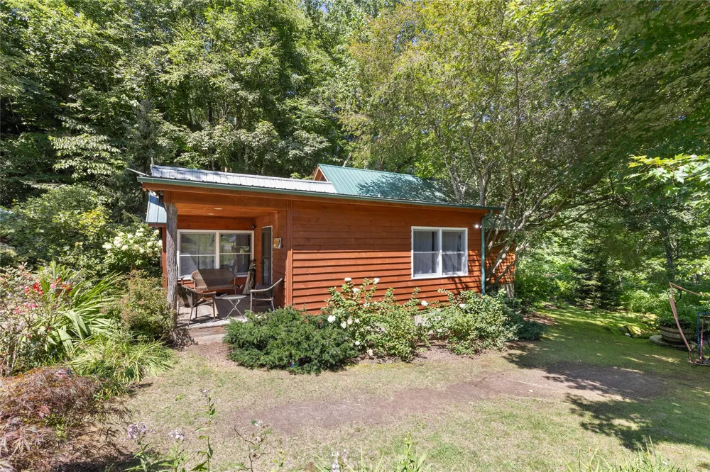 87 Buck Creek Church Road Highlands, NC 28741