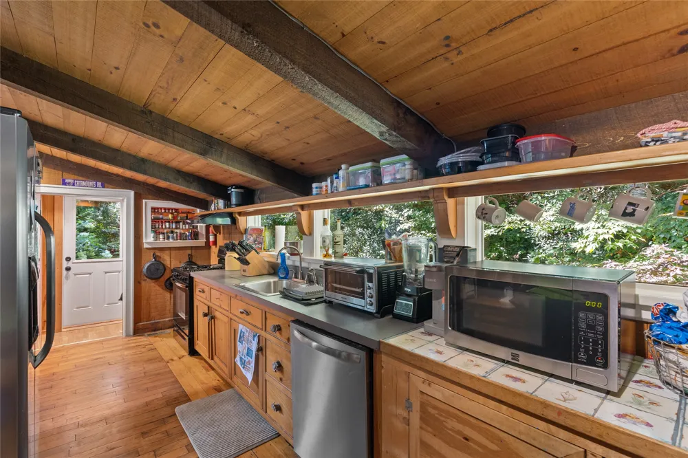 87 Buck Creek Church Road Highlands, NC 28741