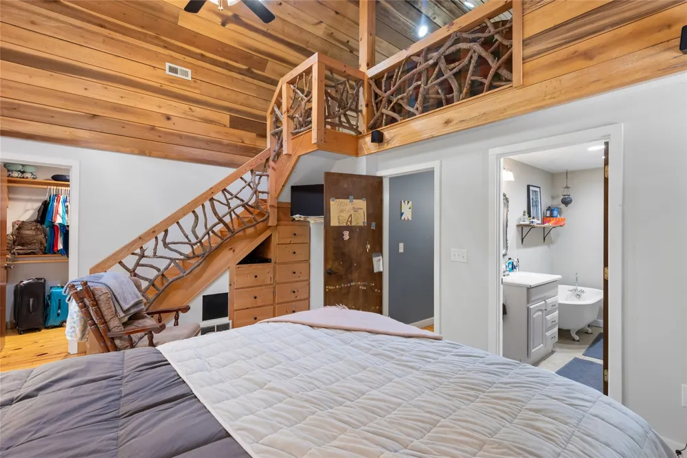 87 Buck Creek Church Road Highlands, NC 28741